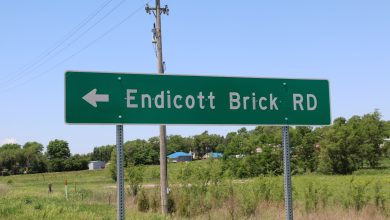Endicott road sign
