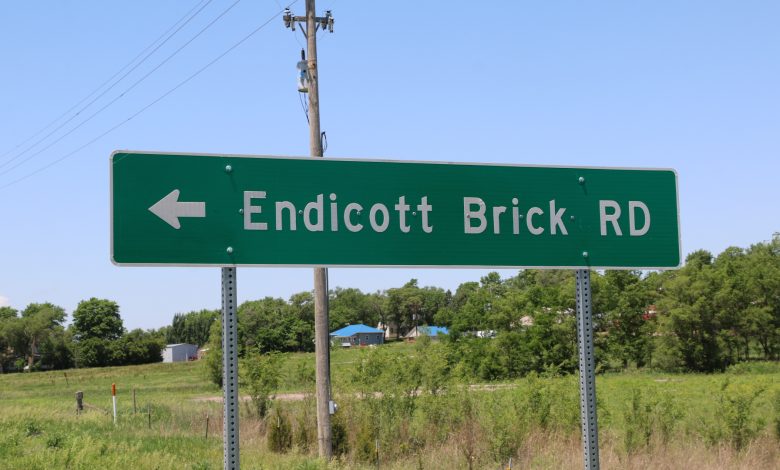 Endicott road sign