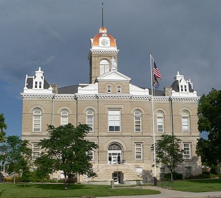 440px-Jefferson_County,_Nebraska_courthouse_from_E